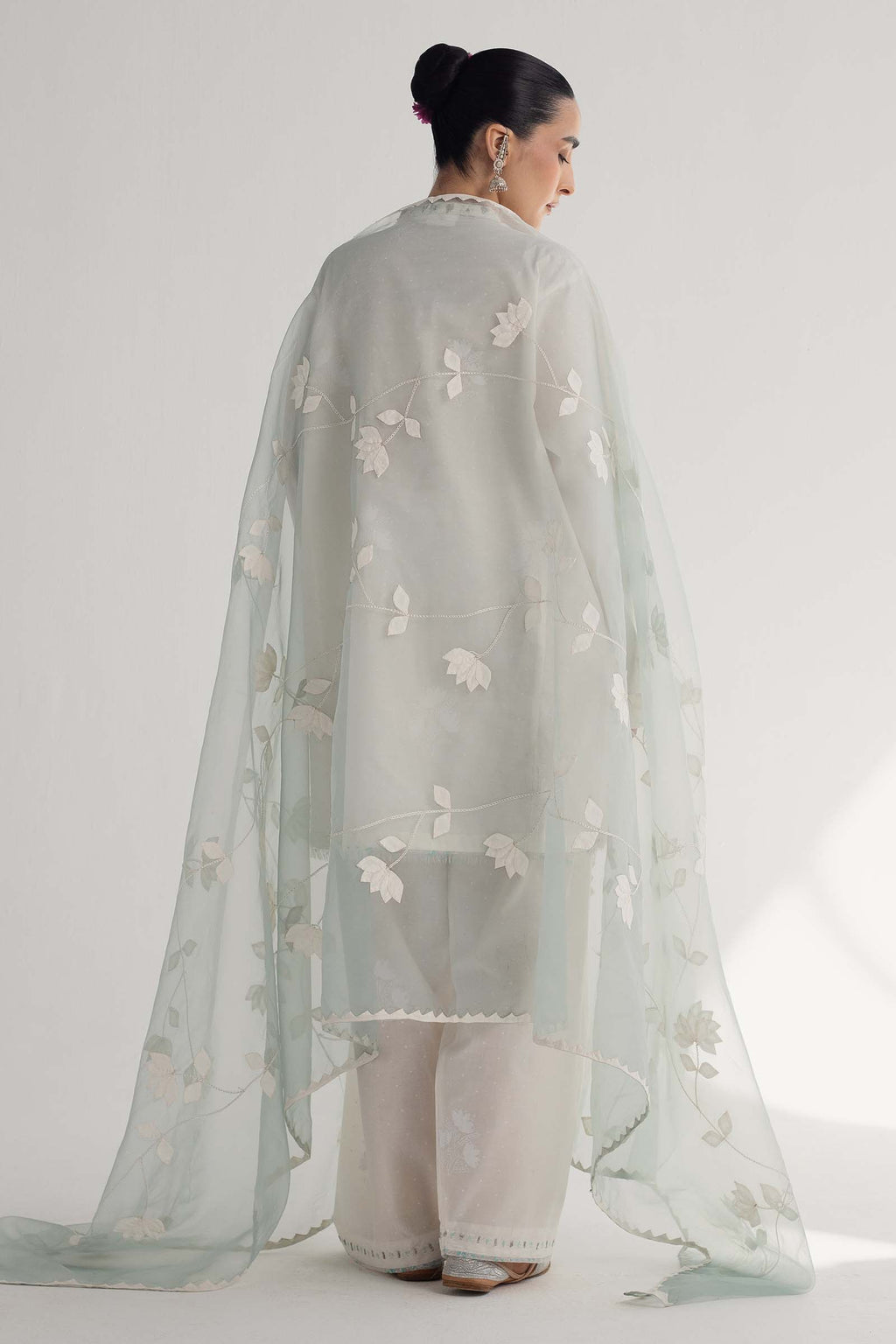 Zara Shahjahan | Handcrafted Suits | ZHC-046 - House Of Anaya