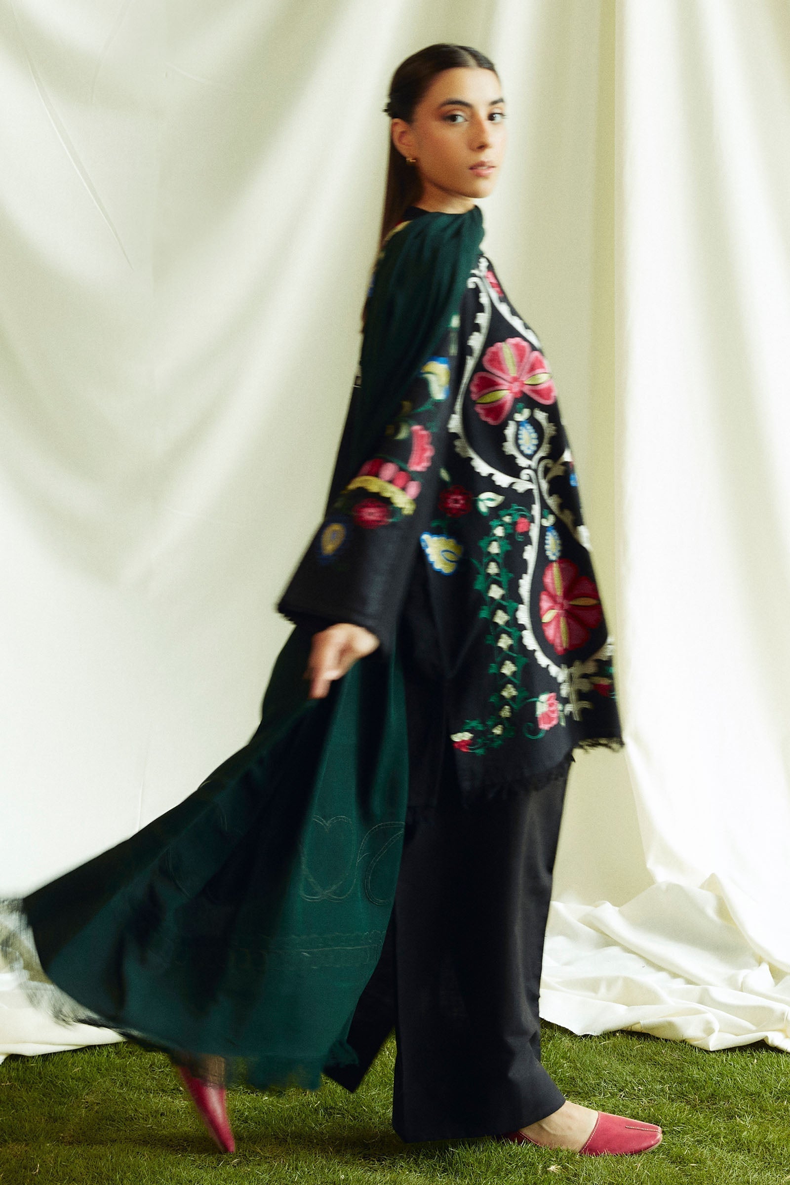 Zara Shahjahan | Coco Winter 24 | Moonstone-1B