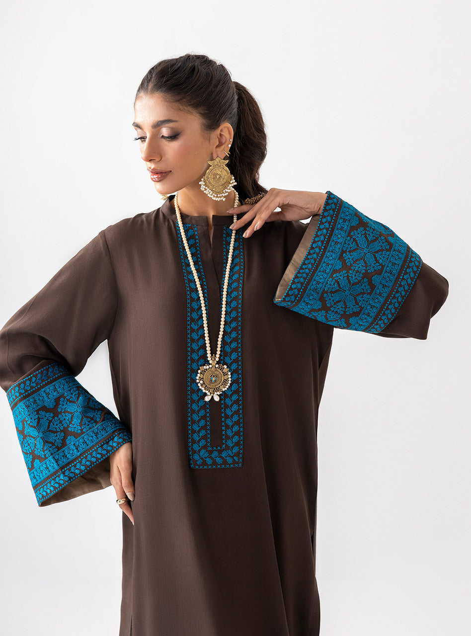 Zainab Chottani | Aara Casual Pret | Dark Chrome - Riwayat-e-Khas