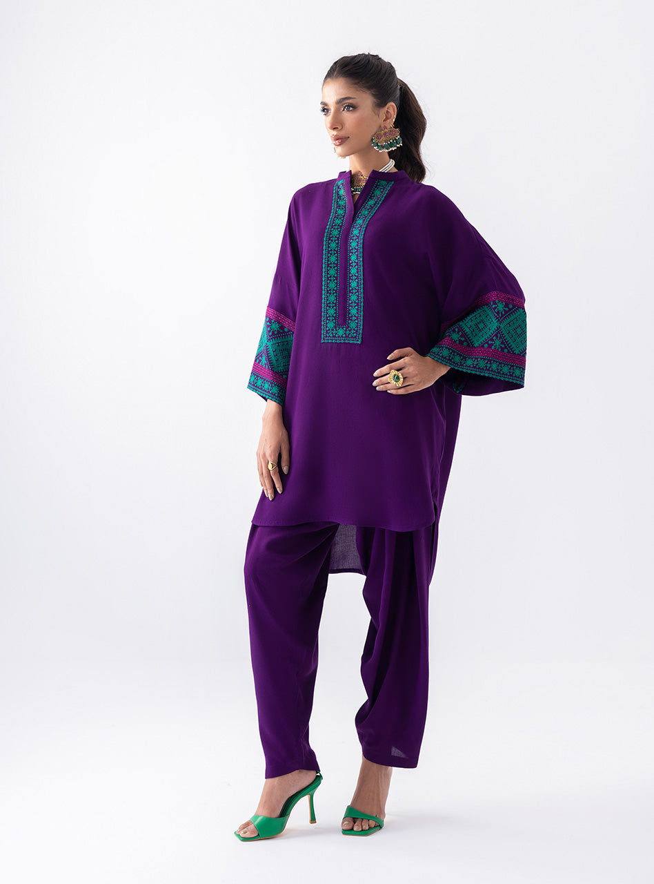 Zainab Chottani | Aara Casual Pret |  Blushing Plum - Riwayat-e-Khas