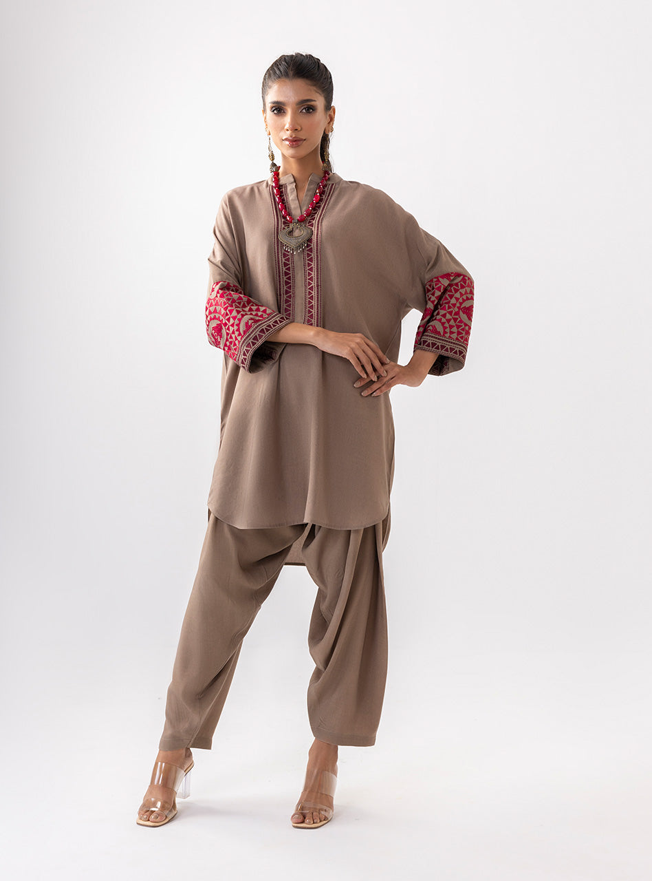 Zainab Chottani | Aara Casual Pret |  Sandy Beige - Riwayat-e-Khas