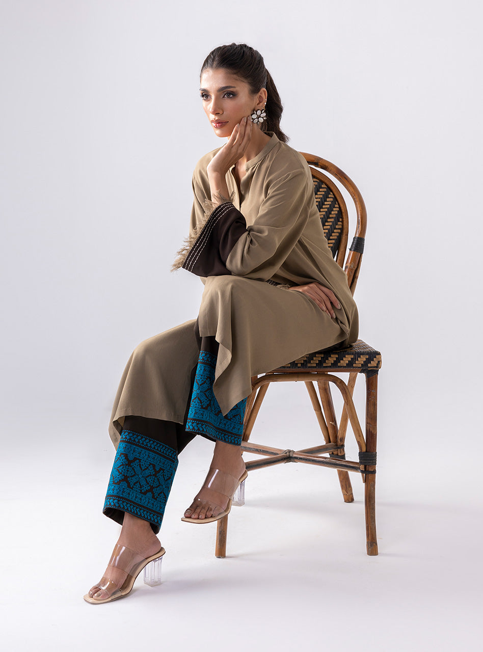 Zainab Chottani | Aara Casual Pret |  Rusty Rave - Riwayat-e-Khas