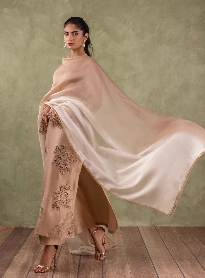 Zainab Chottani | Eid Edit 24 | Coral Champagne - Riwayat-e-Khas
