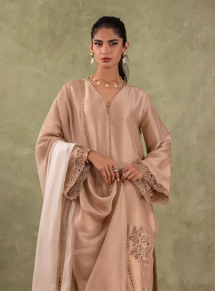 Zainab Chottani | Eid Edit 24 | Coral Champagne - Riwayat-e-Khas