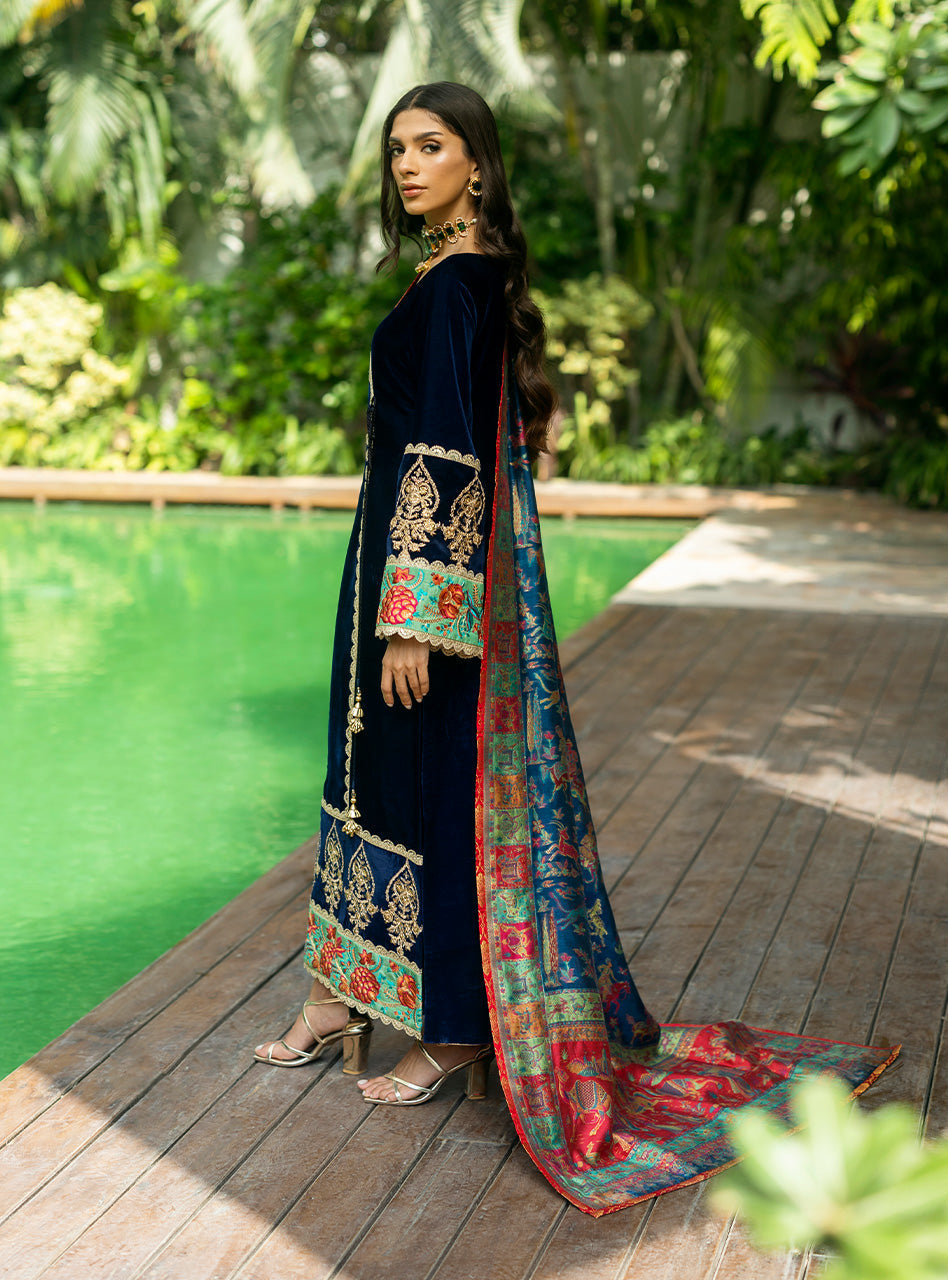 Zainab Chottani | Makhmal Luxe Pret | Farrin - Riwayat-e-Khas