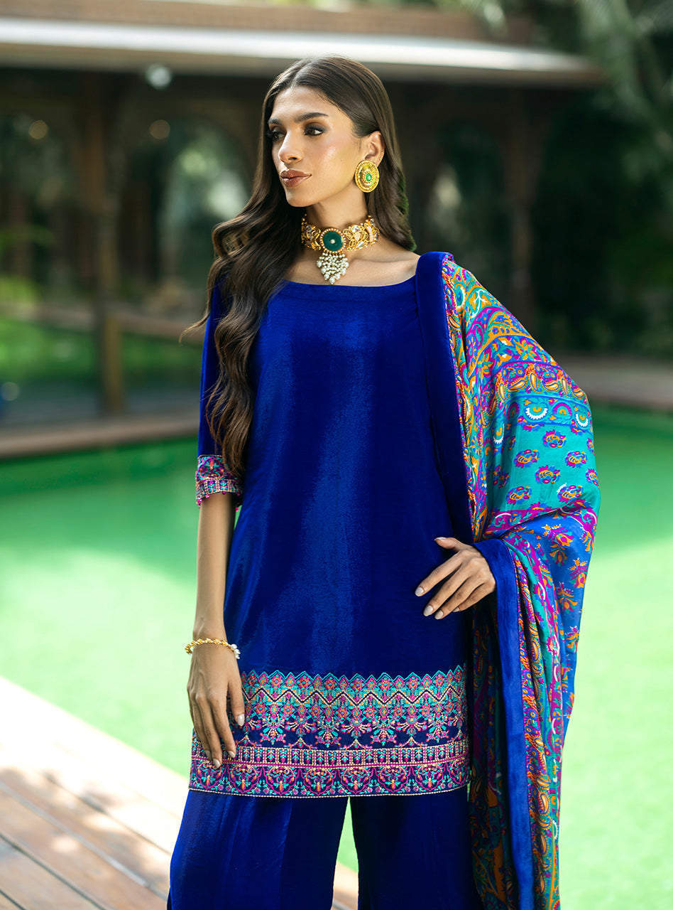 Zainab Chottani | Makhmal Luxe Pret | Marjan - Riwayat-e-Khas