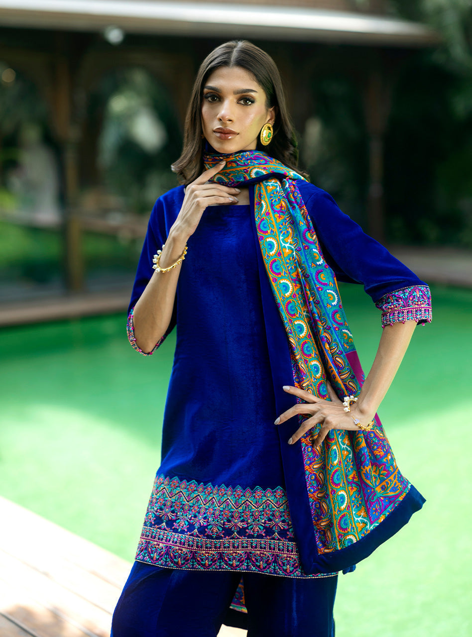 Zainab Chottani | Makhmal Luxe Pret | Marjan - Riwayat-e-Khas