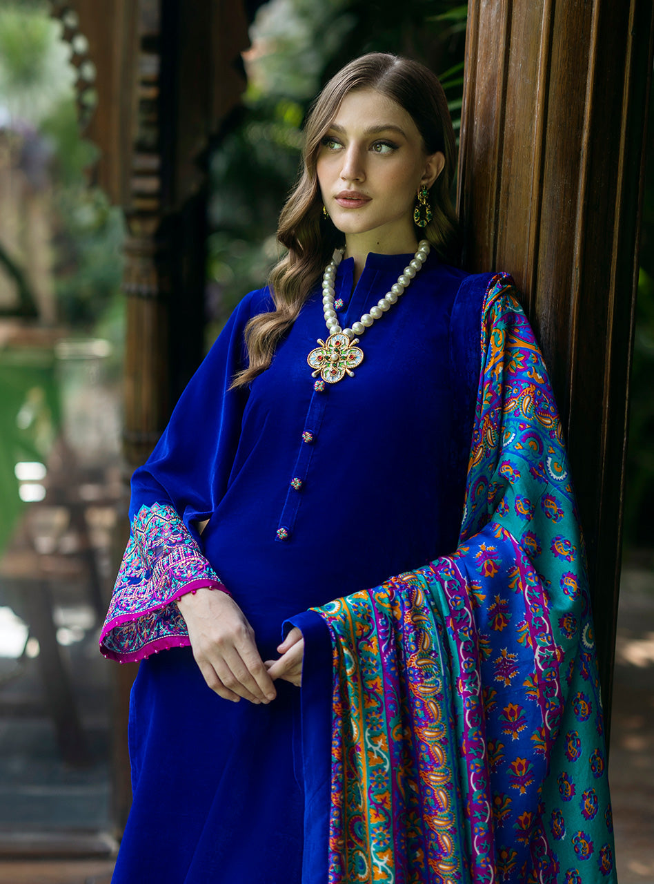 Zainab Chottani | Makhmal Luxe Pret | Shafaq - Riwayat-e-Khas