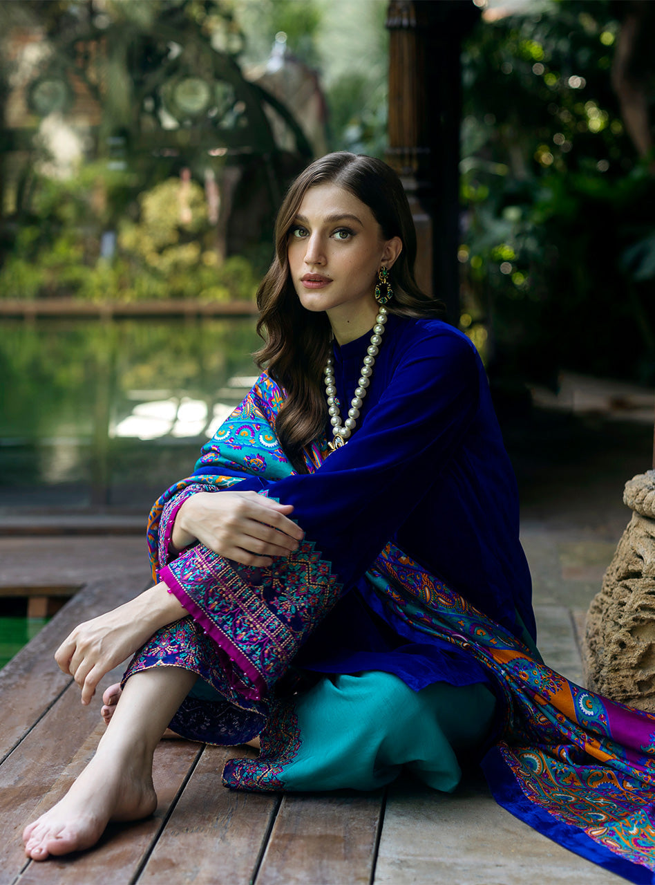 Zainab Chottani | Makhmal Luxe Pret | Shafaq - Riwayat-e-Khas