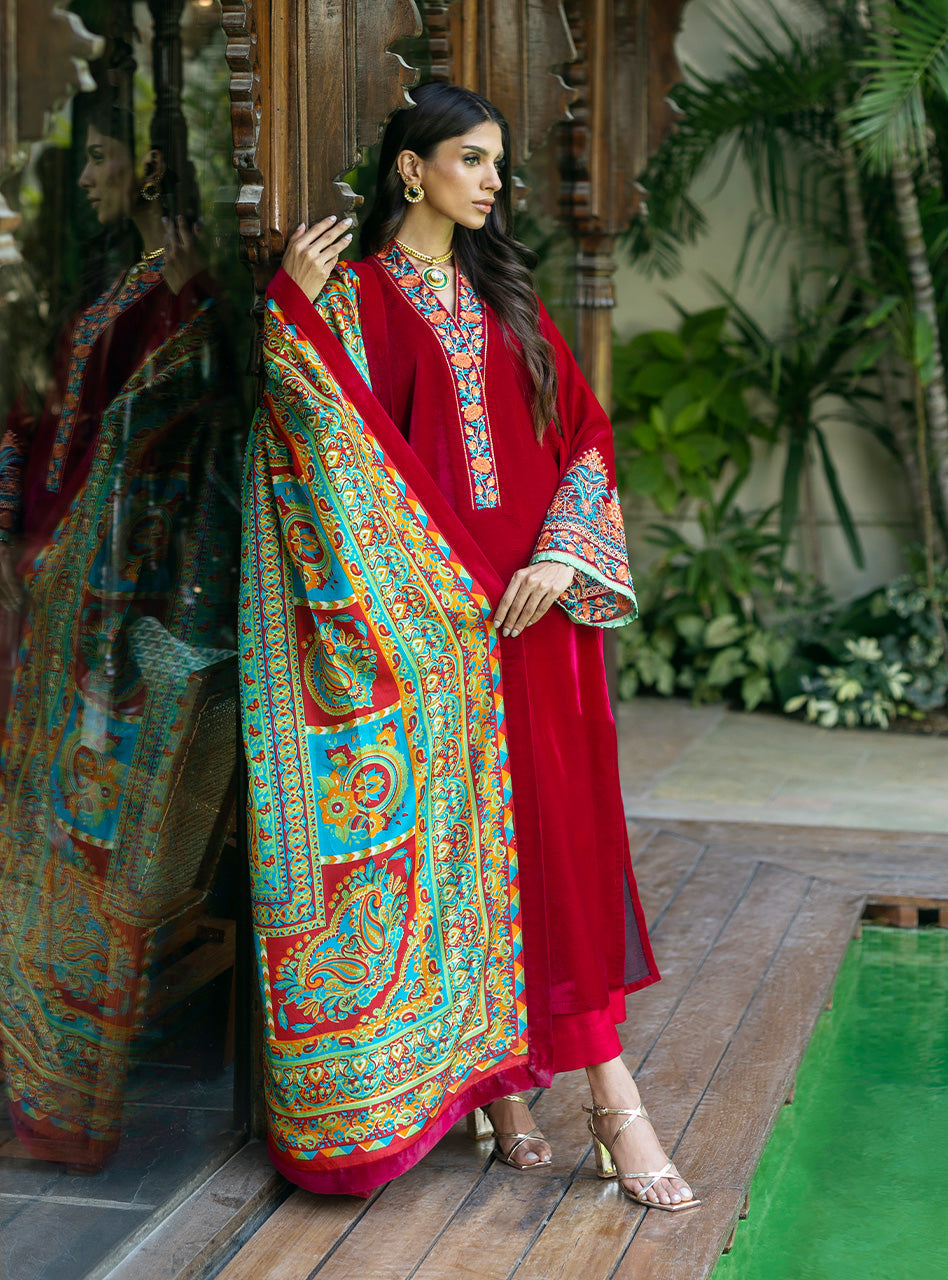 Zainab Chottani | Makhmal Luxe Pret | Shehla - Riwayat-e-Khas