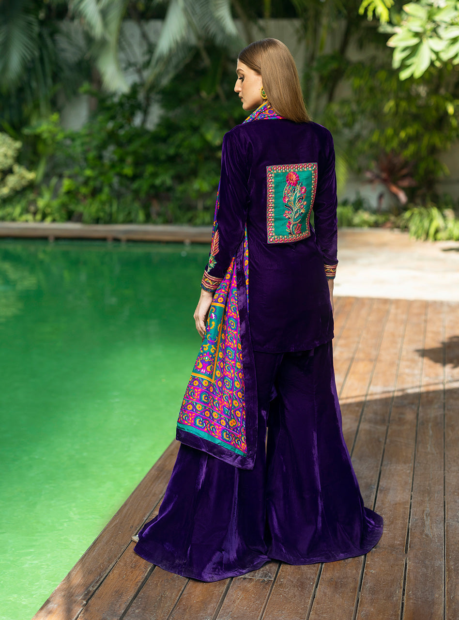 Zainab Chottani | Makhmal Luxe Pret | Habibeh - Riwayat-e-Khas