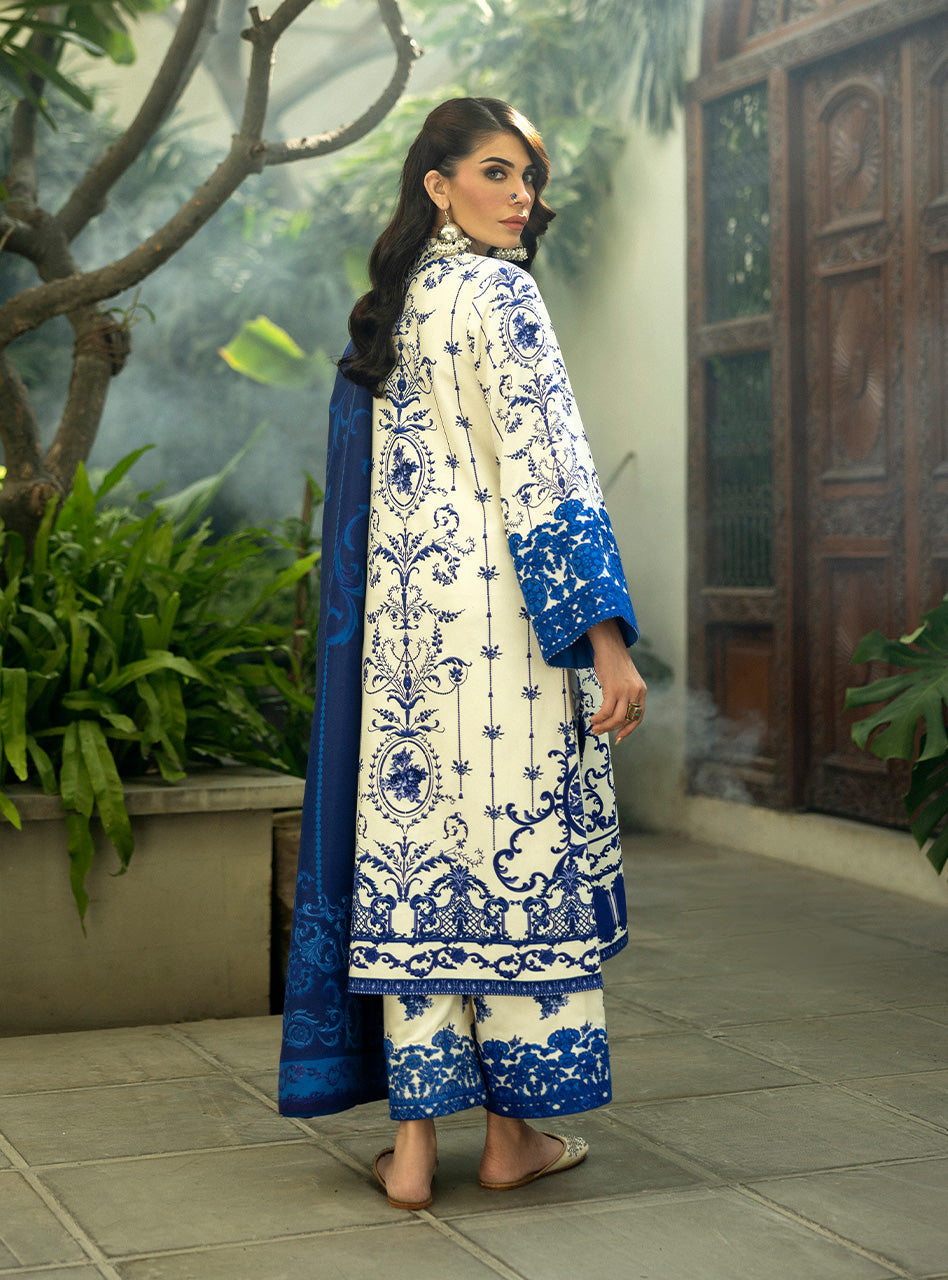 Zainab Chottani | Winter Shawls 24 |  Rania - Riwayat-e-Khas