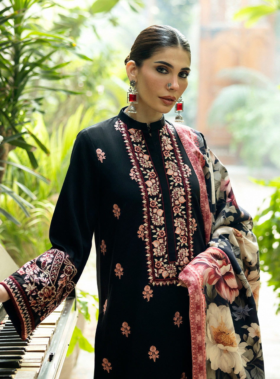 Zainab Chottani | Winter Shawls 24 |  Alaya - Riwayat-e-Khas
