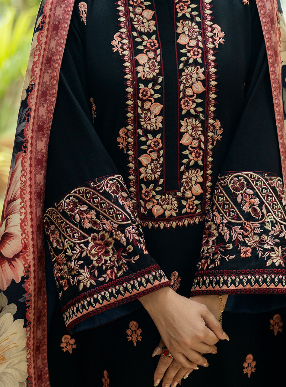 Zainab Chottani | Winter Shawls 24 |  Alaya - Riwayat-e-Khas
