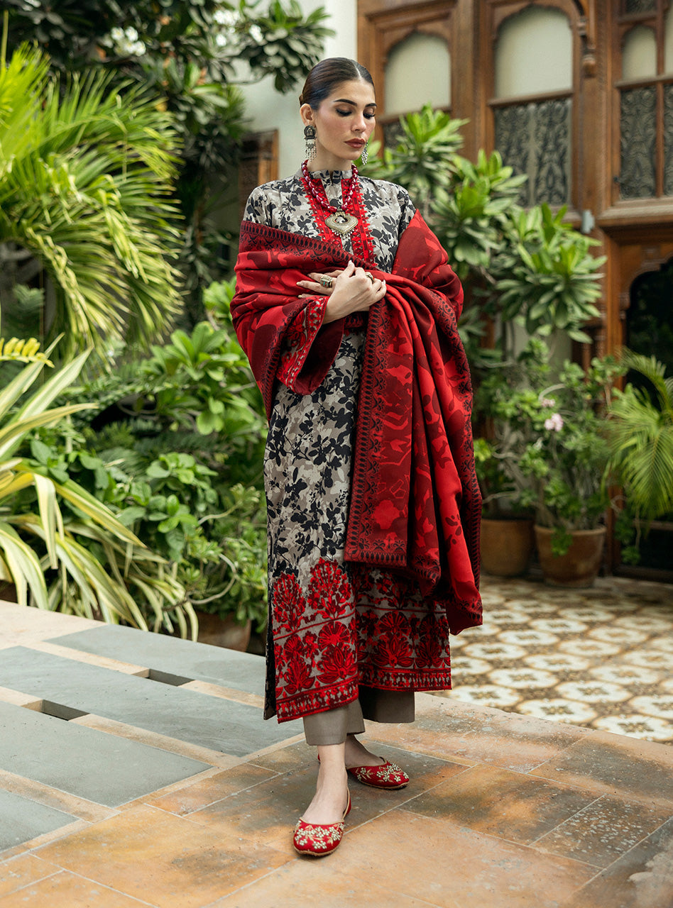 Zainab Chottani | Winter Shawls 24 |  Zemestan - Riwayat-e-Khas