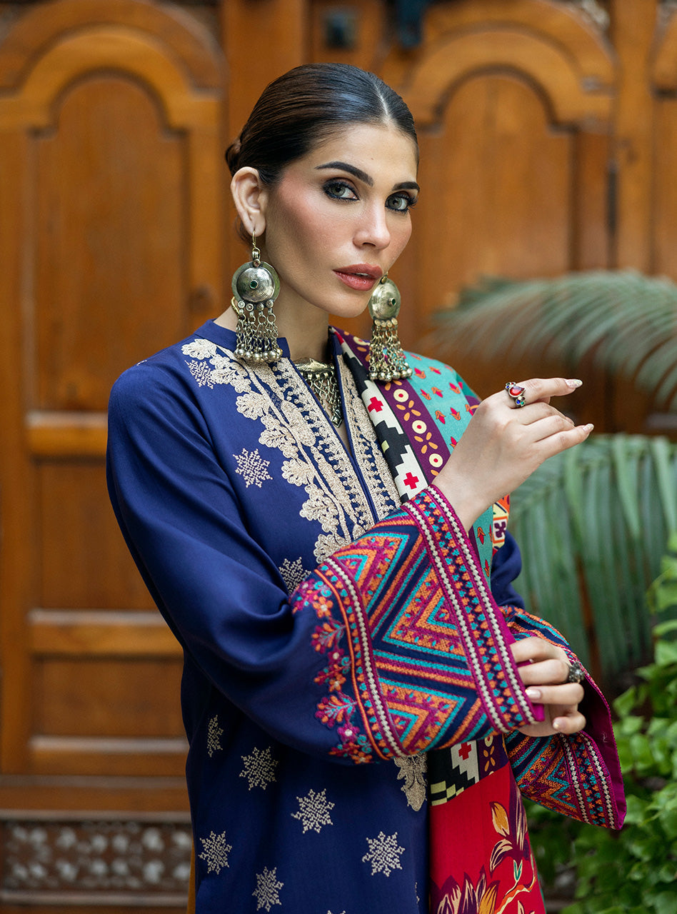 Zainab Chottani | Winter Shawls 24 |Maya - Riwayat-e-Khas
