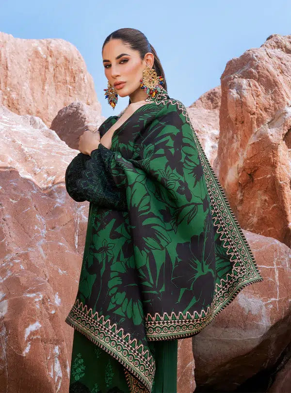 Zainab Chottani | Winter Shawls | Elif - Riwayat-e-Khas
