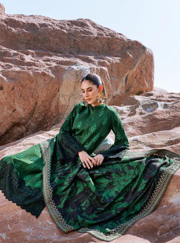 Zainab Chottani | Winter Shawls | Elif - Riwayat-e-Khas