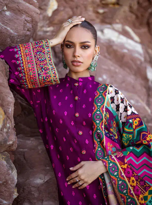Zainab Chottani | Winter Shawls | Gul - Riwayat-e-Khas