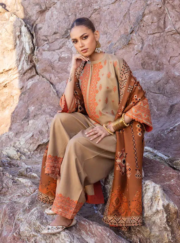 Zainab Chottani | Winter Shawls | Azal - Riwayat-e-Khas