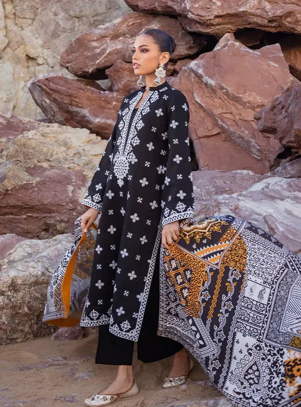 Zainab Chottani | Winter Shawls | Ryma - Riwayat-e-Khas
