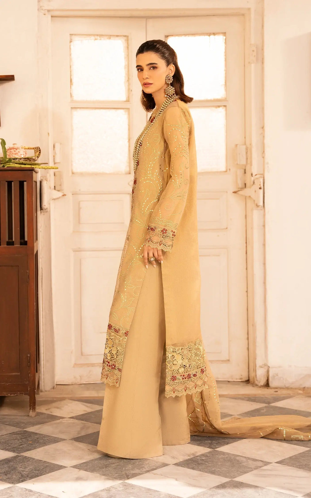 Asifa and Nabeel | Sunehri Eid 25 | Zareen-(SEF25-06) - Riwayat-e-Khas