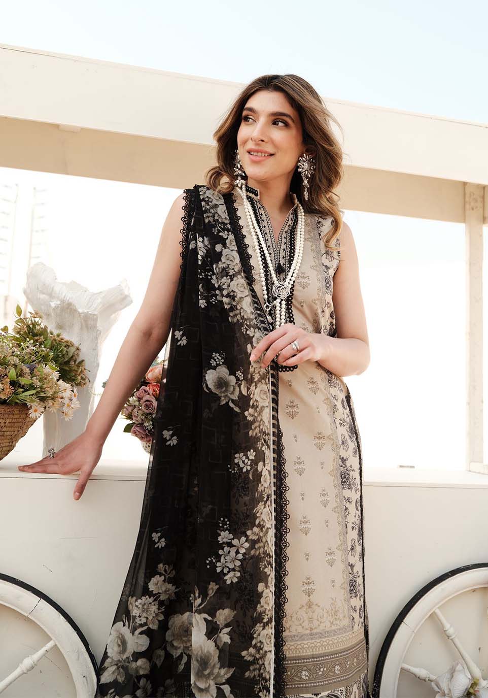 Zarqash | Luxe Lawn 24 | ZQ 1 - Riwayat-e-khas