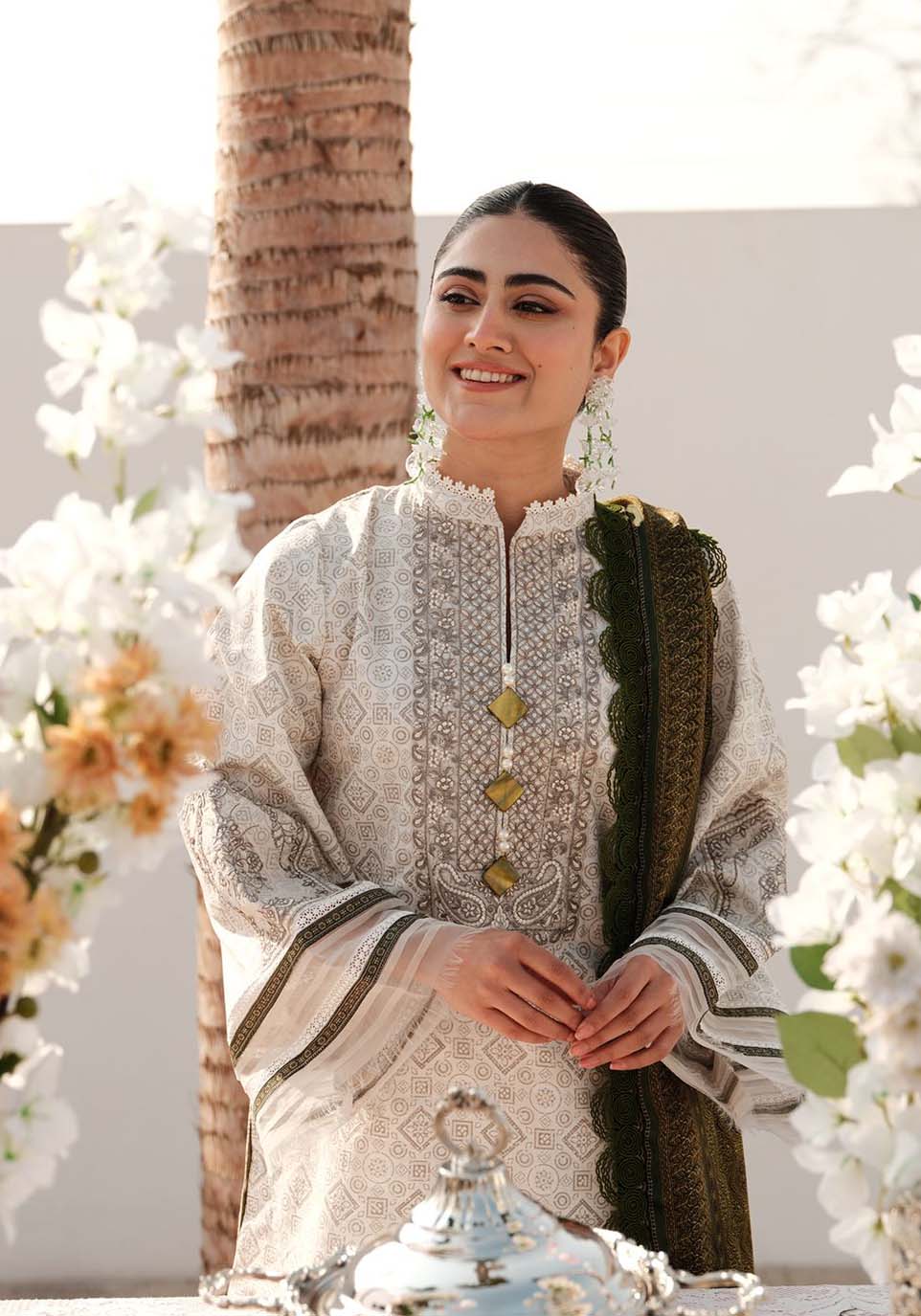 Zarqash | Luxe Lawn 24 | ZQ 9 - Riwayat-e-khas