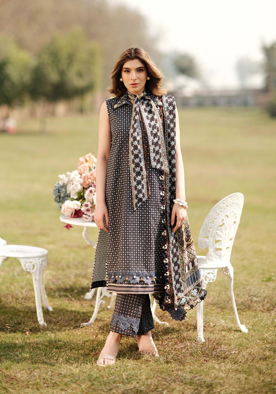 Zarqash | Luxe Lawn 24 | ZQ 2 - Riwayat-e-khas