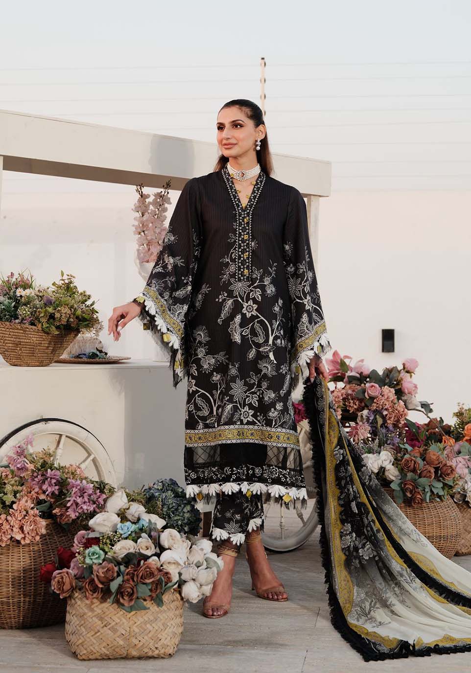 Zarqash | Luxe Lawn 24 | ZQ 14 - Riwayat-e-khas