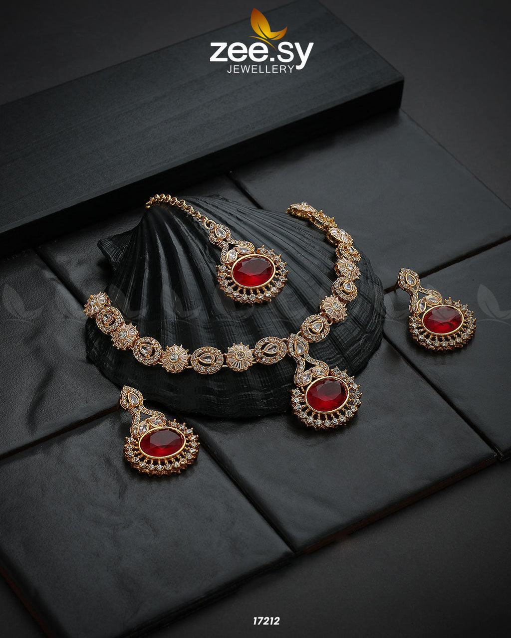 Zirconic Starburst Necklace - Libasekhas