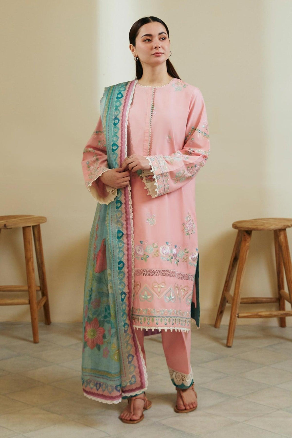 Zara Shahjahan - Zoya 8A - Riwayat-e-khas