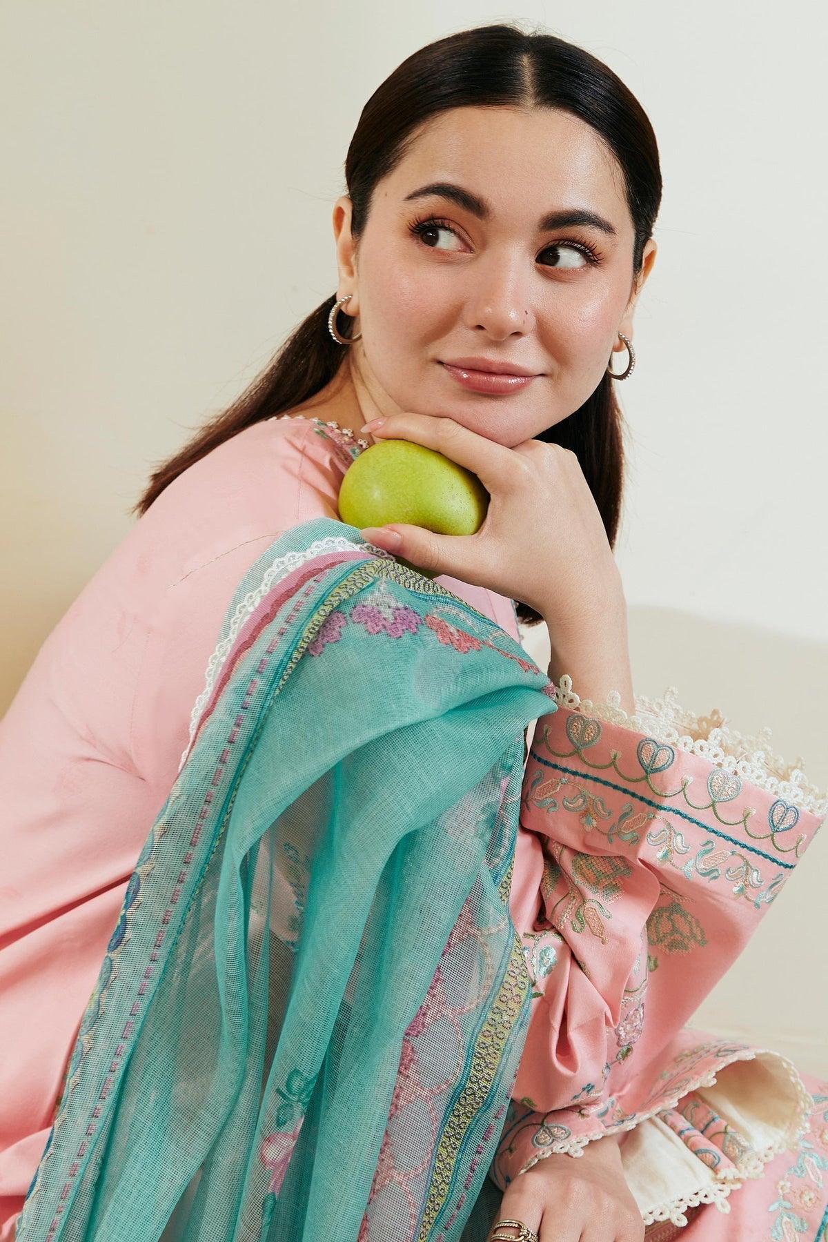Zara Shahjahan - Zoya 8A - Riwayat-e-khas