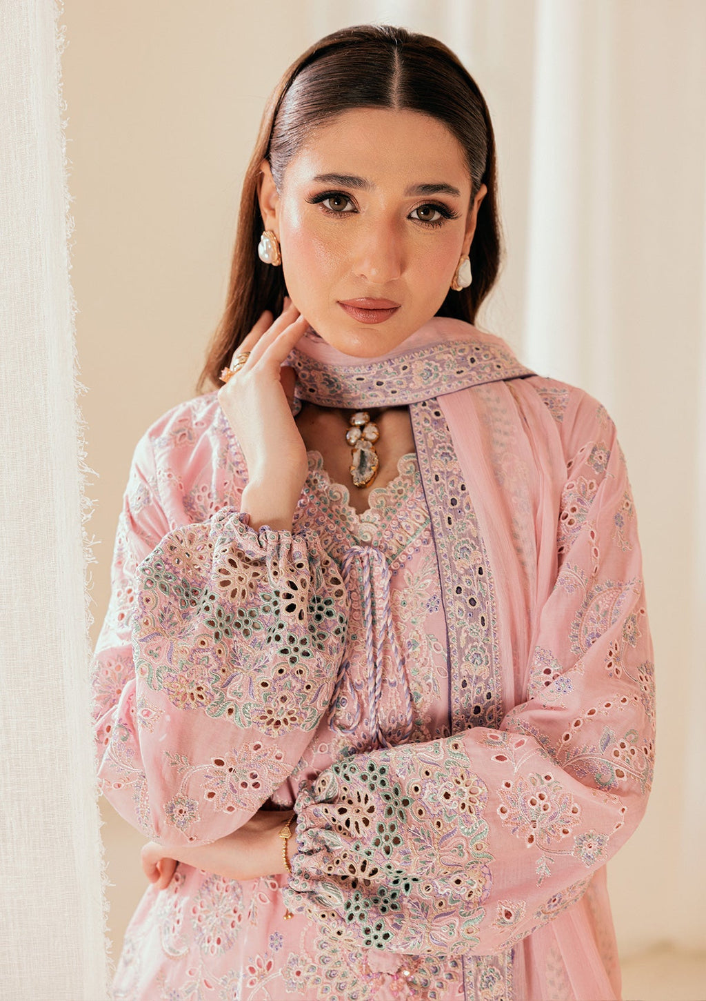 Aik Atelier | Lawn 26 Vol 2 | Look B2603B - 2
