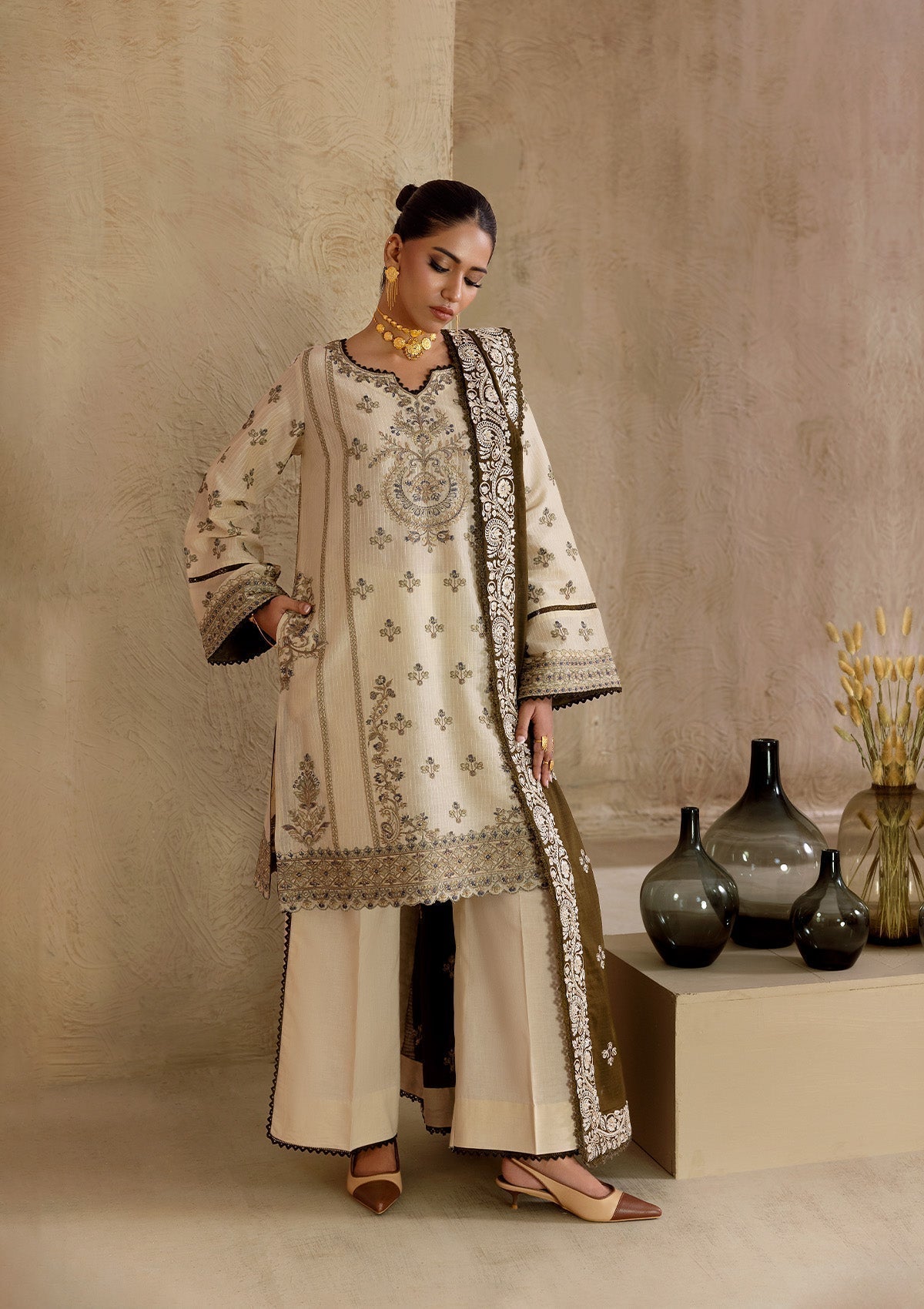 Aik Atelier | RTW 25 | LOOK 02