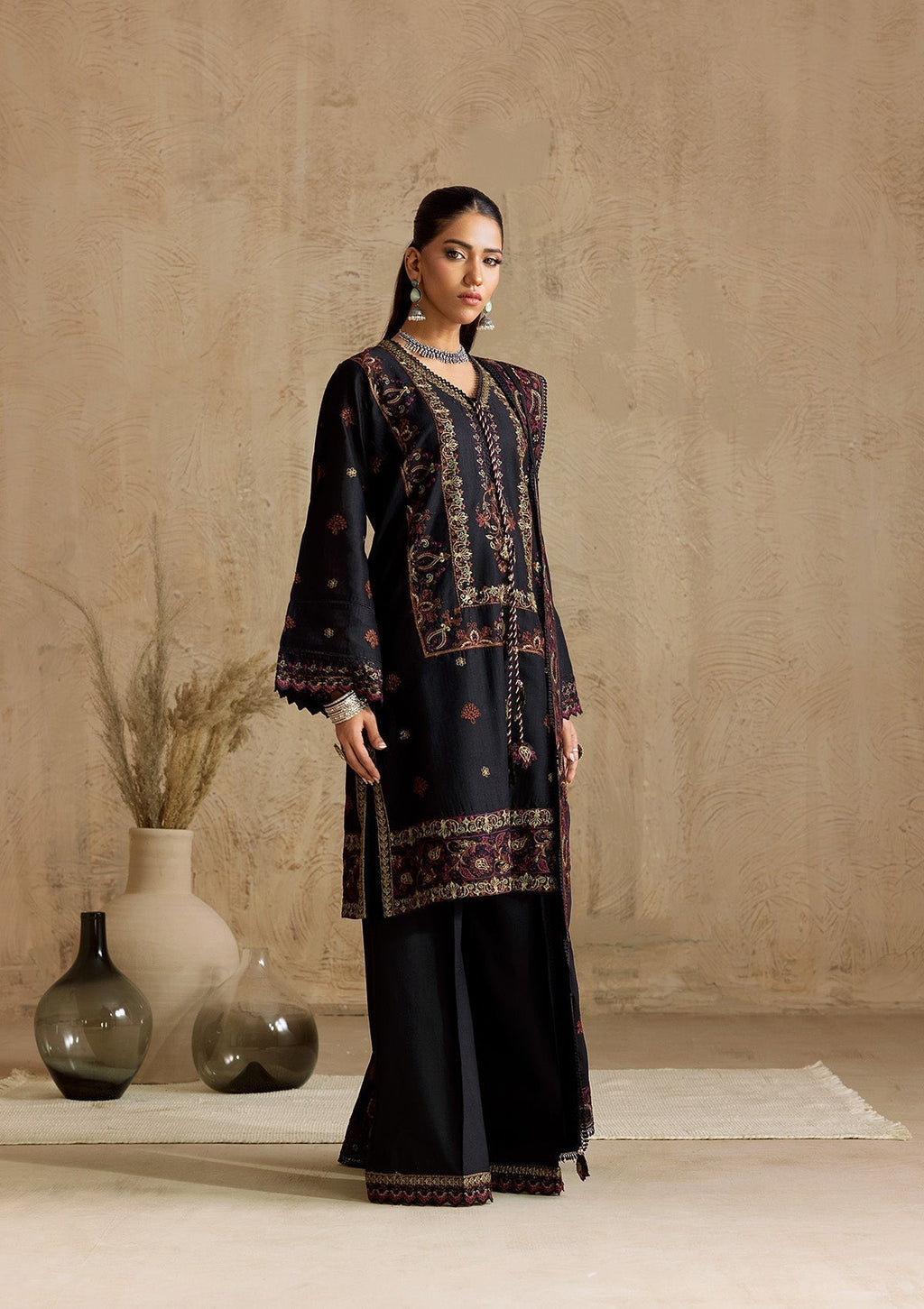 Aik Atelier | RTW 25 |  LOOK 06