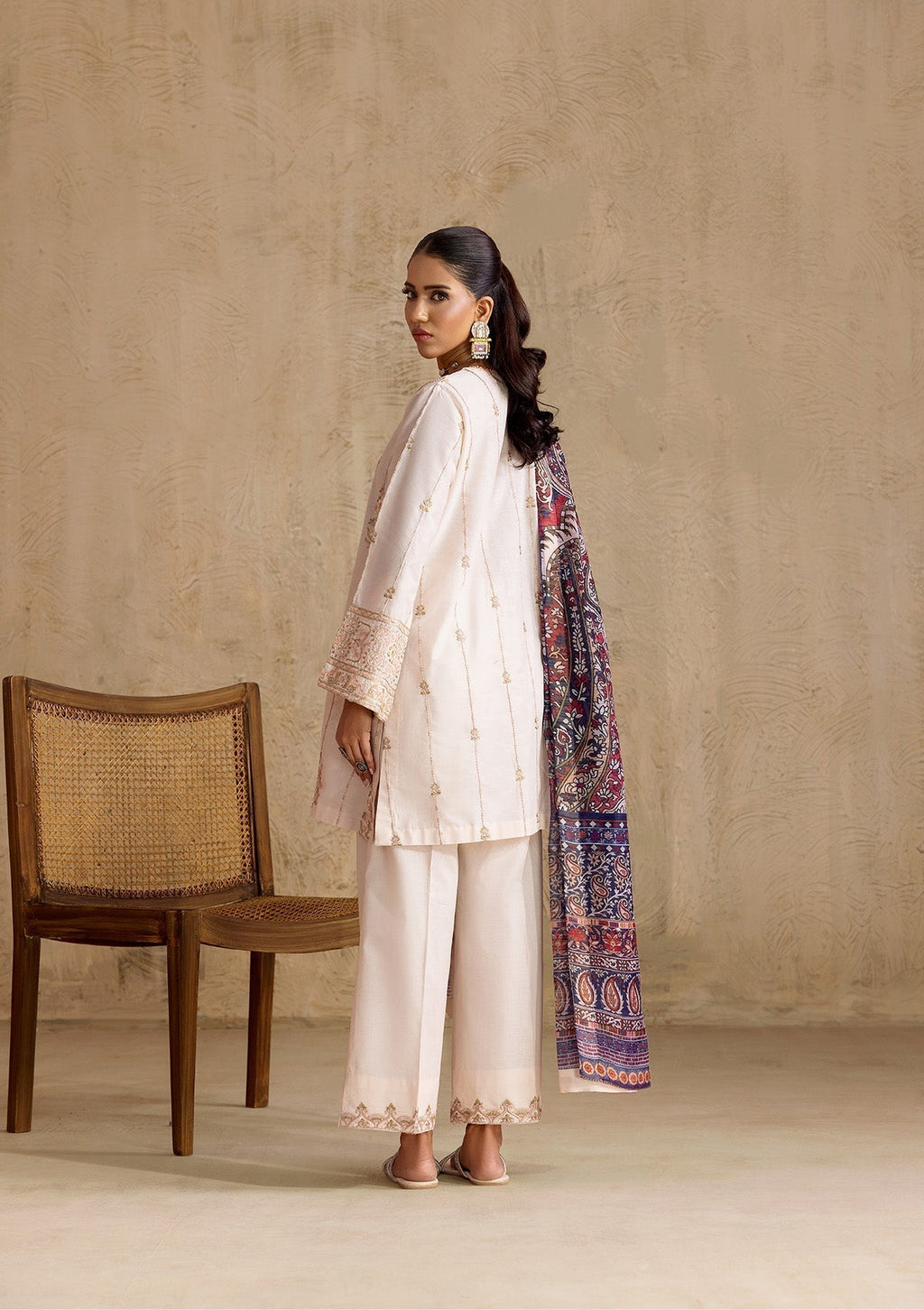 Aik Atelier | RTW 25 | LOOK 09