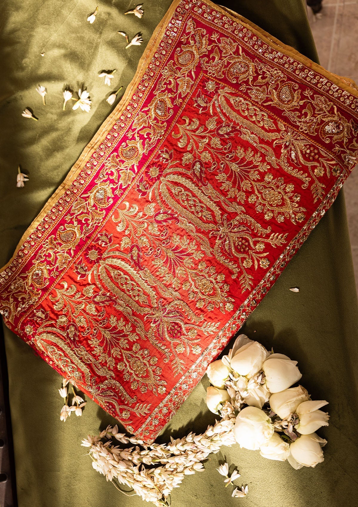 WEDDING FESTIVE ’26 VOL. 1 - CORAL MEDIUM SILK SHAWL