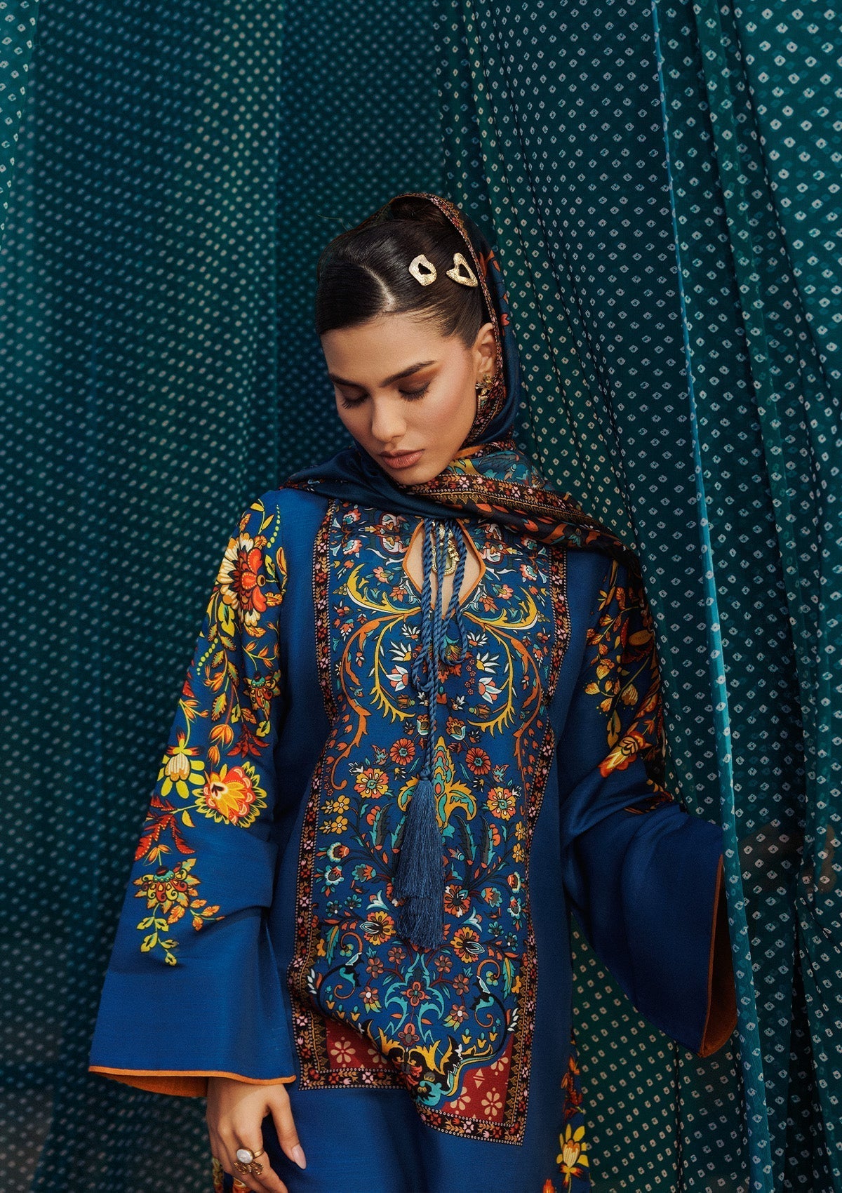 Aik Atelier | Roz Khaddar | AIK ROZ '25 D2 - LOOK 03