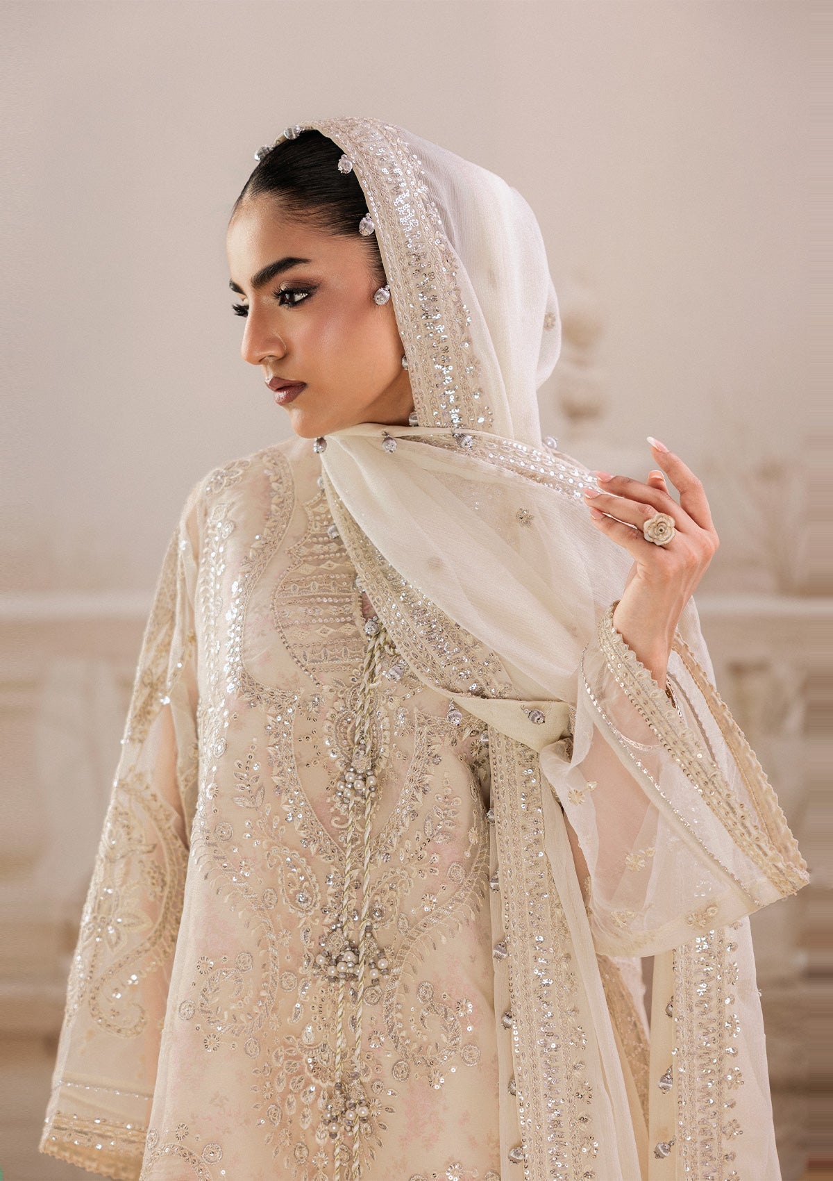 Aik | Aik Shaam 26  Vol 2| Aik Shaam - Look B2602