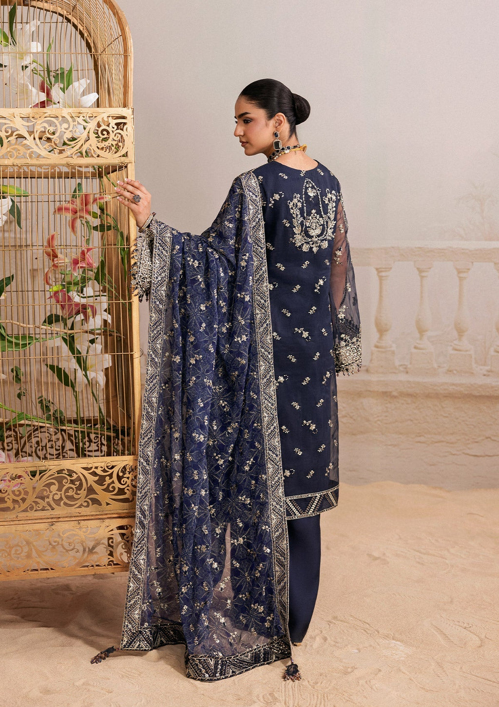 Aik | Aik Shaam 26  Vol 2| Aik Shaam - Look B2604
