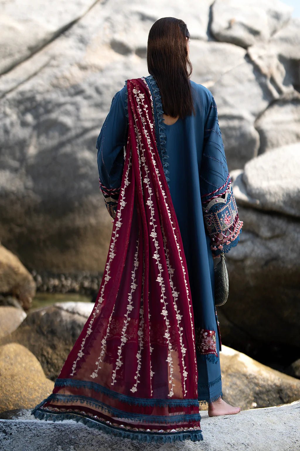 AJR Couture | Alif Signature Luxury Lawn 24 | Ayra