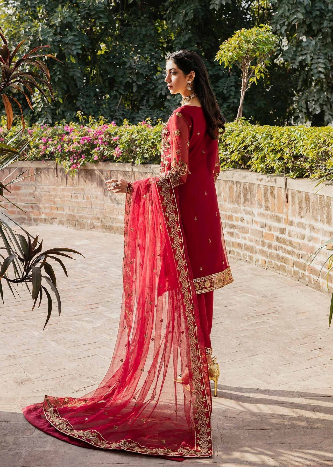 Akbar Aslam | Wedding Formals | OMAIRA