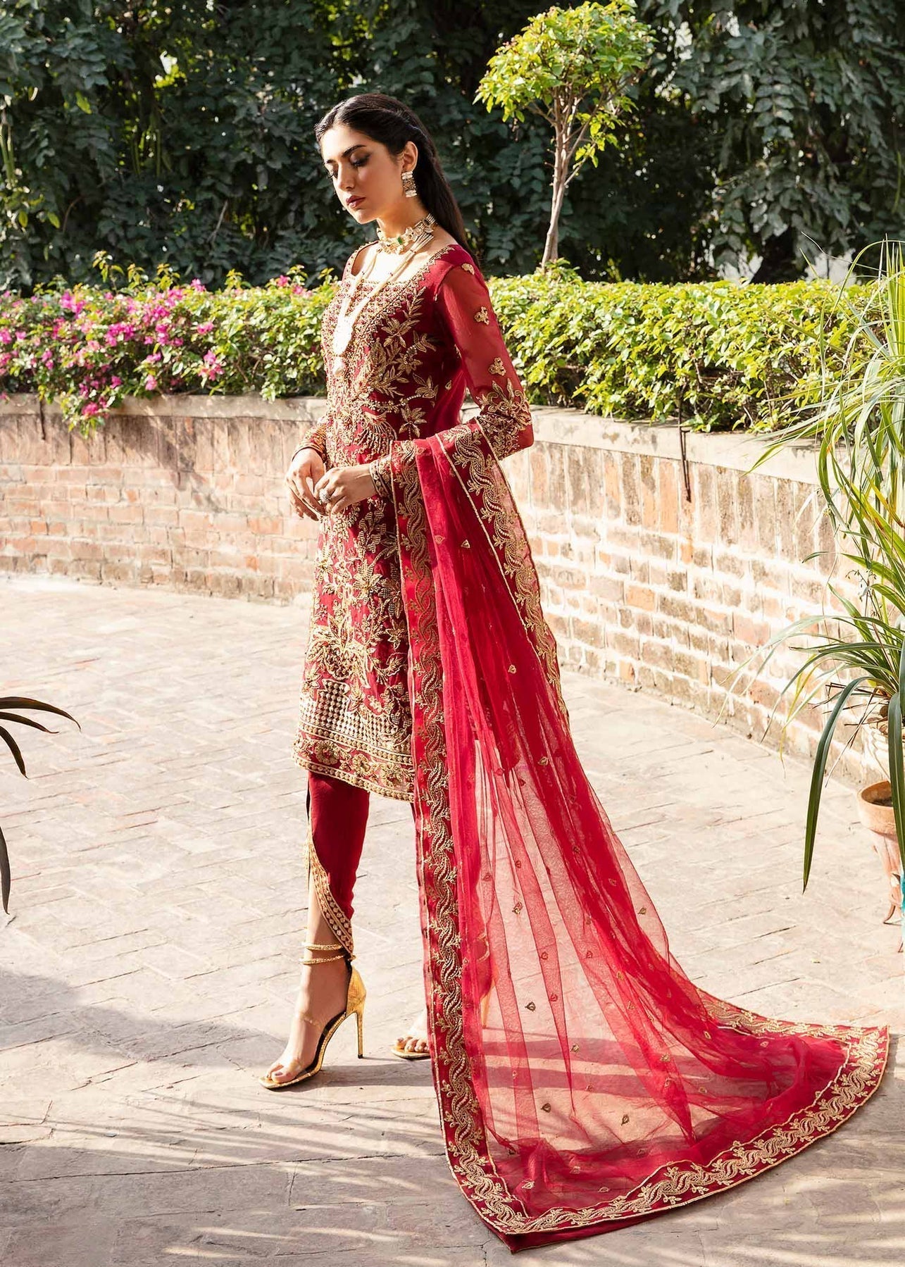 Akbar Aslam | Wedding Formals | OMAIRA