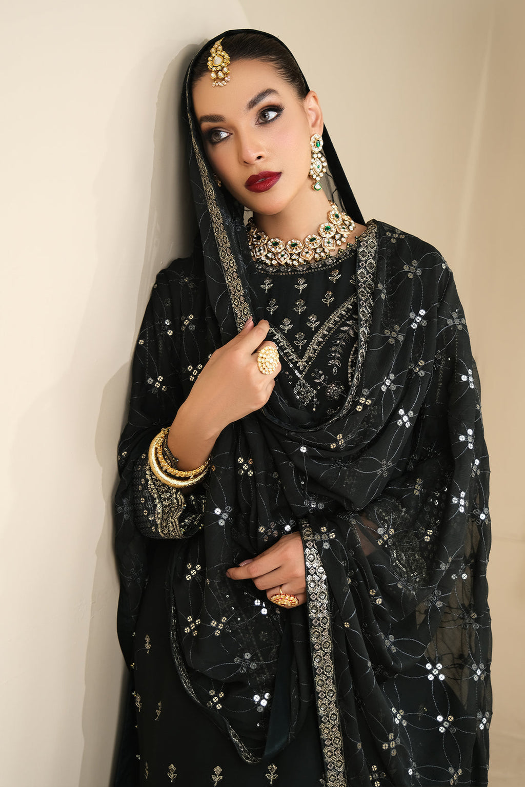 Alizeh | Formals Collection | MINERVA UF-V03D04 - House Of Anaya