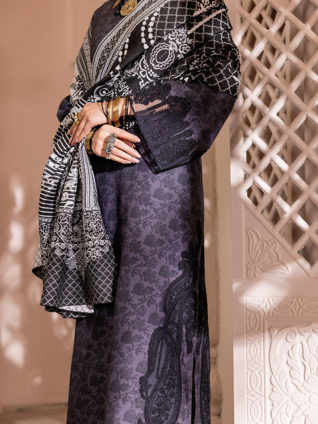 Almirah | Luxury Edit | ALP-3PS-1904