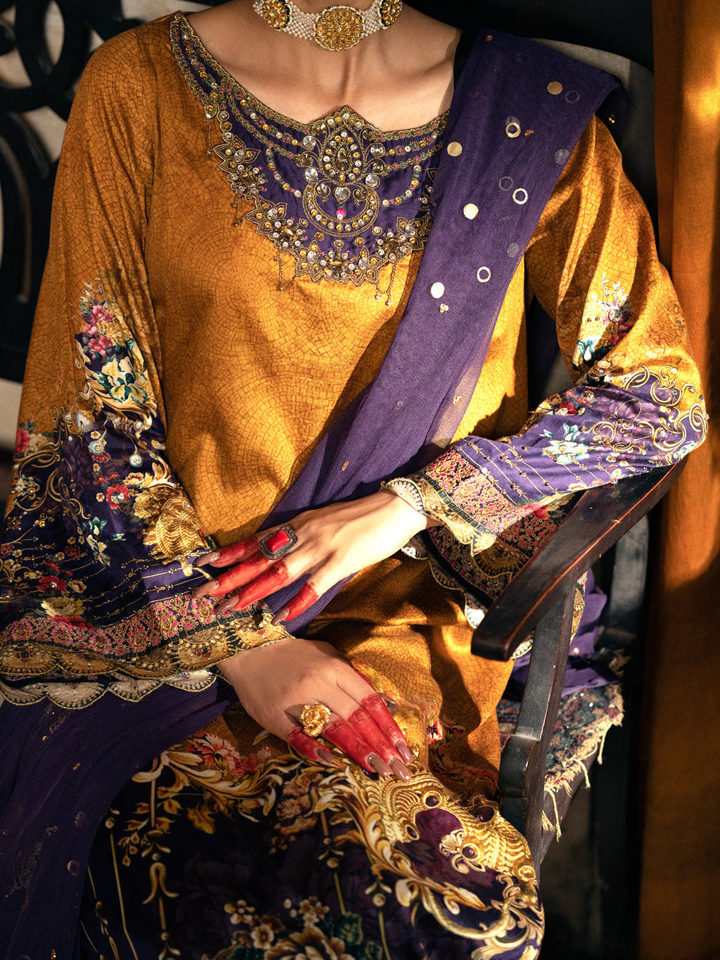 Almirah | Luxury Edit | AWP-3PS-564