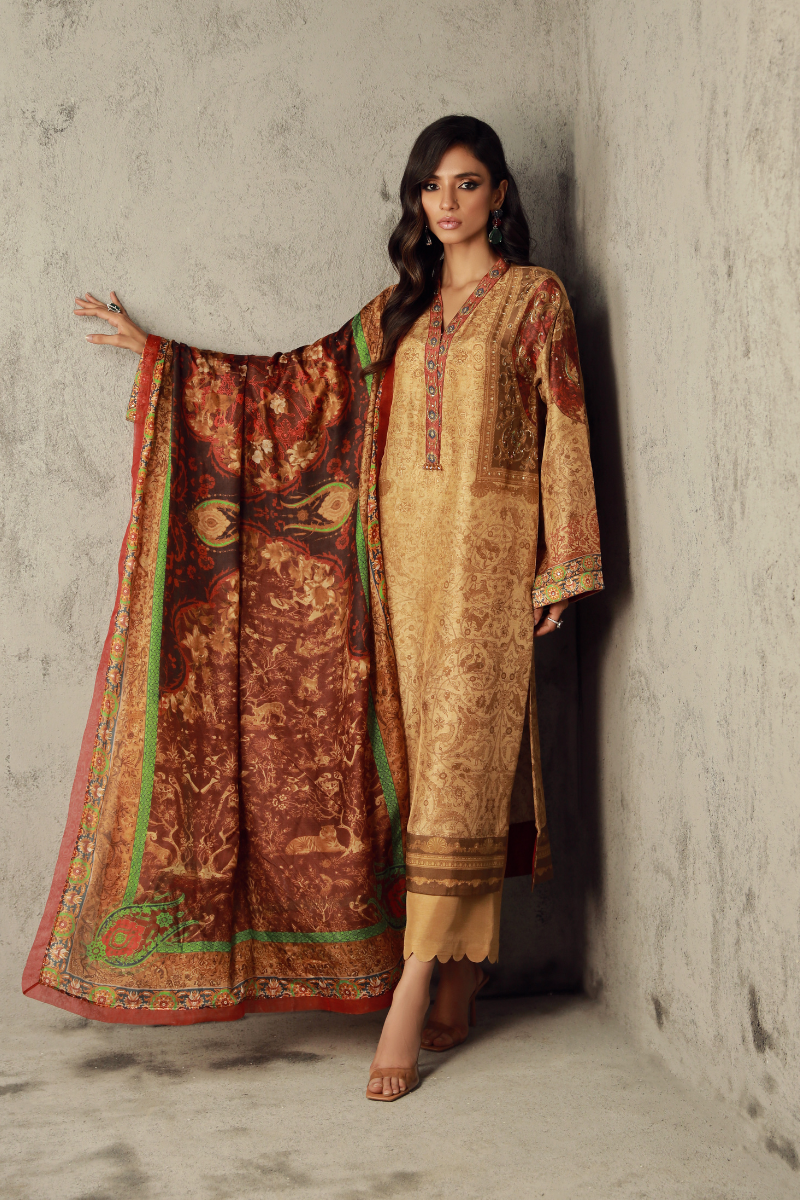 Wardha Saleem | Luxury Pret Traditional Wear | AYA - Riwayat-e-Khas