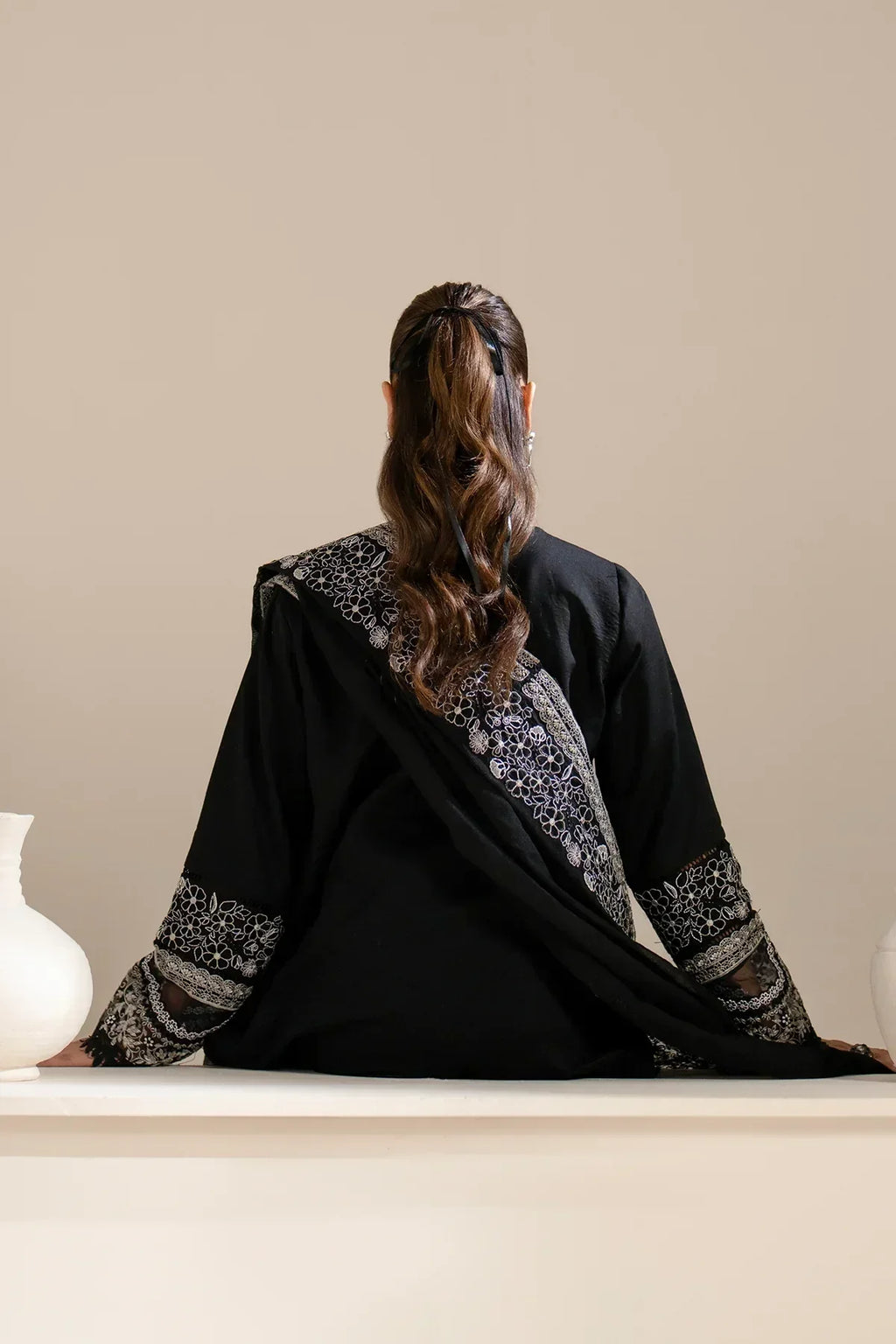 Azzal | Aghaaz Luxury Lawn | Siyah - Riwayat-e-Khas