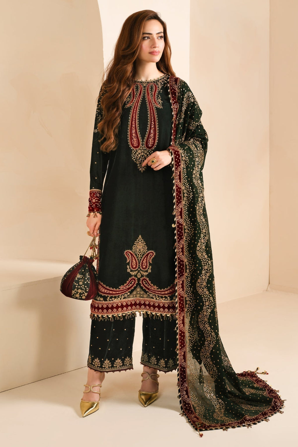 Jazmin | Velvet Edit 24 | Velvet Formal VF-2034 - House Of Anaya